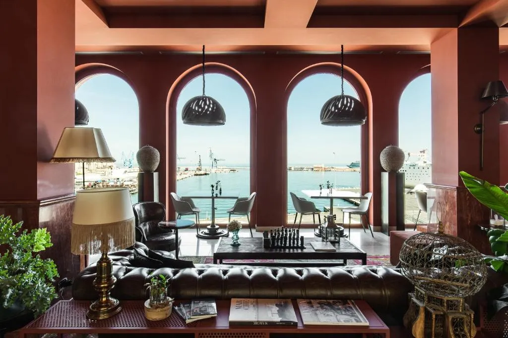 SeePort Hotel, hotel in Ancona