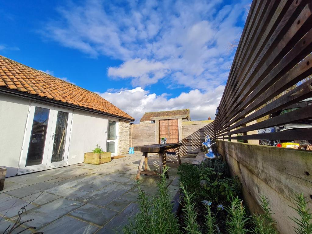 The Little Cottage, West Pennard photo 5