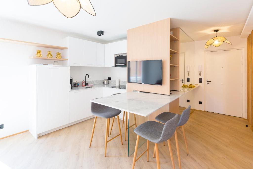 VILLA RENAISSANCE - MONACO - 2 PIECES - Parking - 1