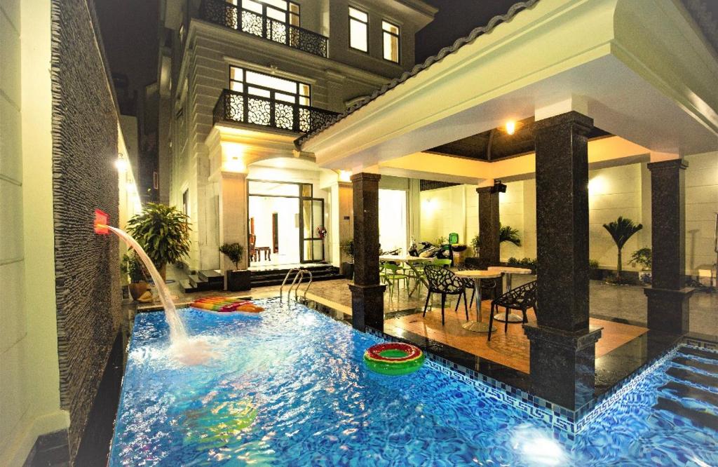 Hoàng My Villa 10 Phòng ngủ &#8211; Bãi Sau Vũng Tàu