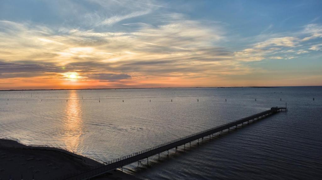 IL SOLE NEL MARE - Lido di Volano photo
