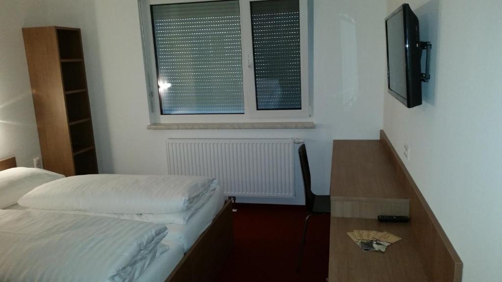FairSleep Motel Hainburg photo