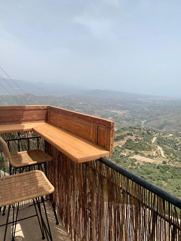 Renovated cinema town house in Comares - 5