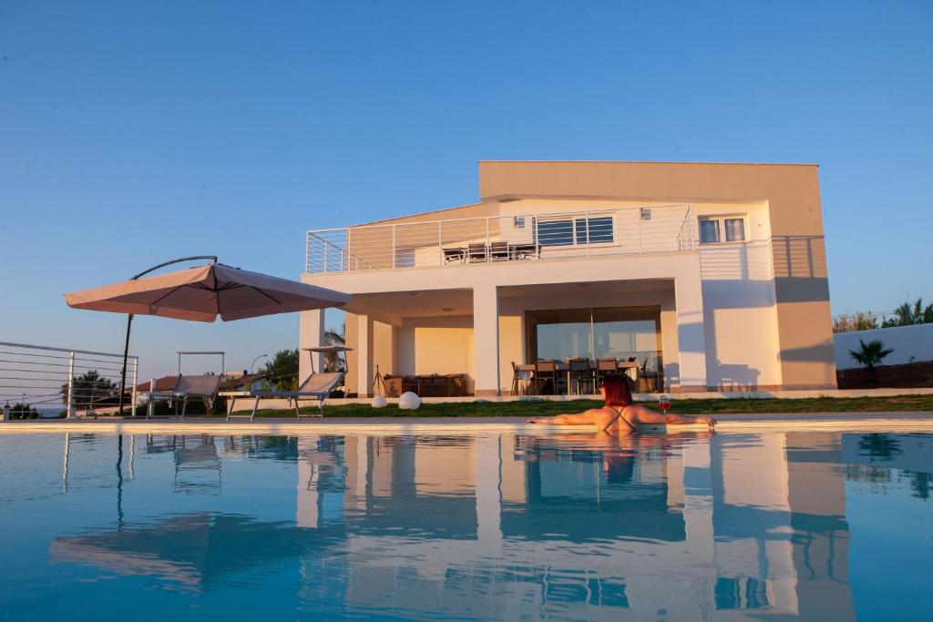 Villa Lombardo Luxury - 2