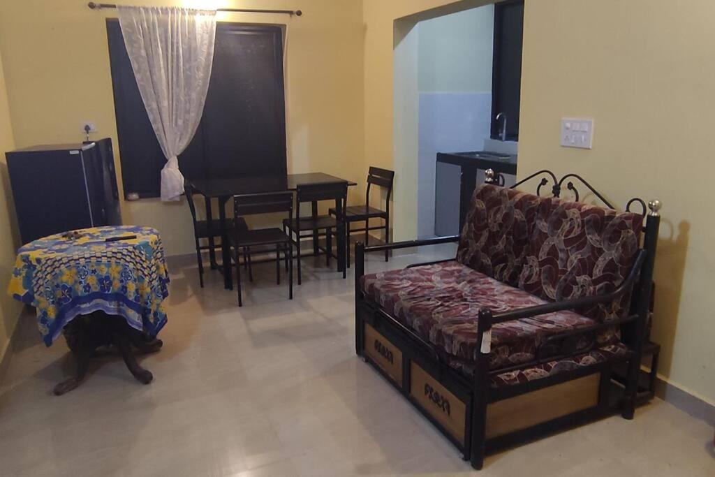 scenic 1bhk studio apartment in moira.