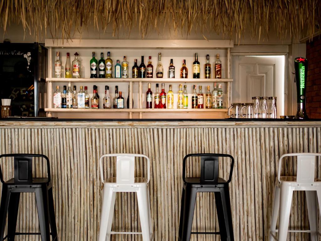 Pub/Lounge
