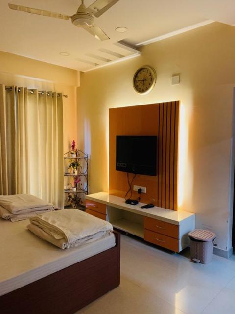 Vara — Hotel in Varanasi