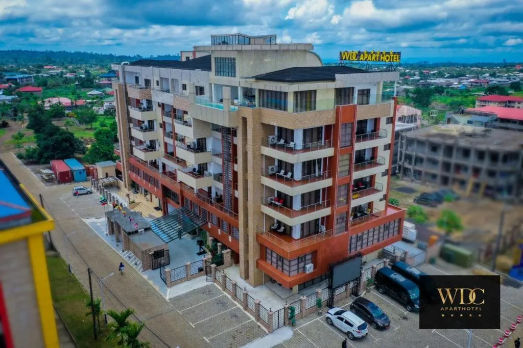 WDC APARTHOTEL - BUEA，位于Buea的酒店