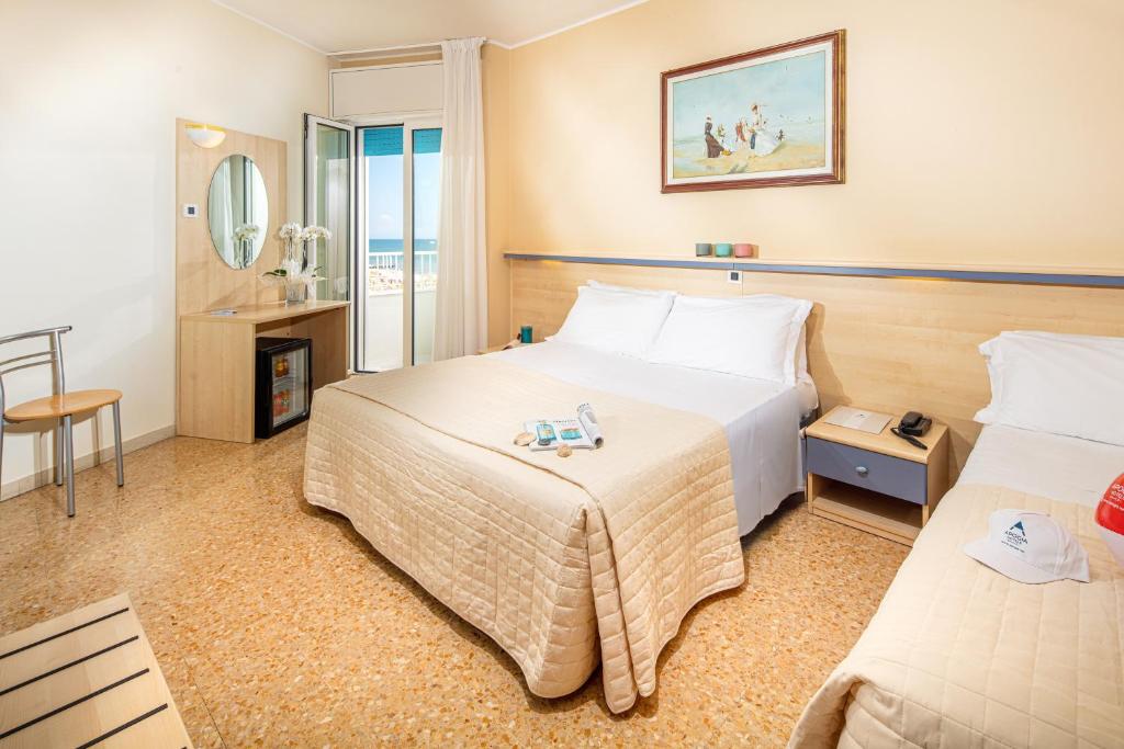 Hotel Condor - 2