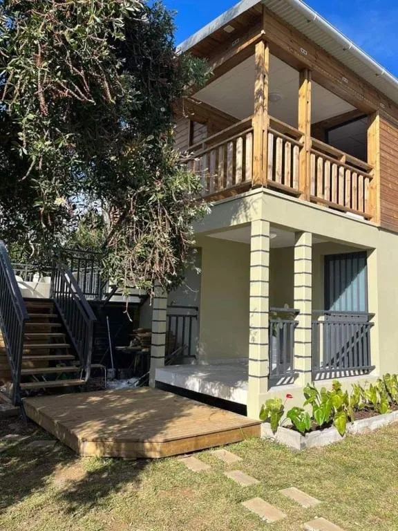 Villa Niagara avec Spa，位于Sainte-Suzanne的酒店