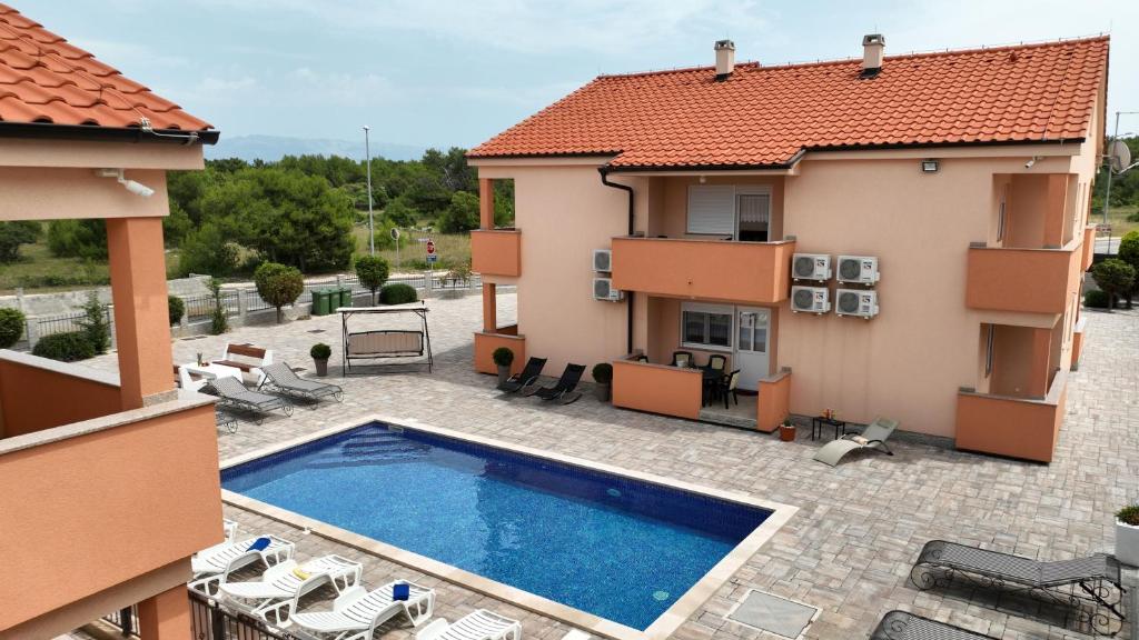 Apartments Villa Lucky photo