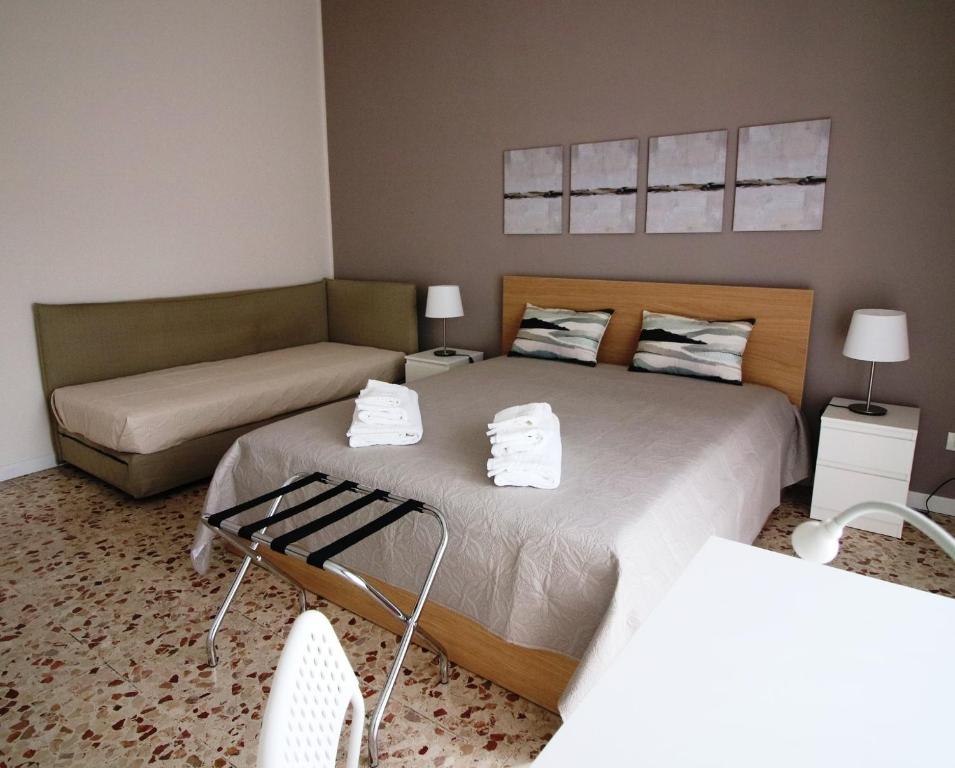 Giuffrida Apartment Rooms - 2