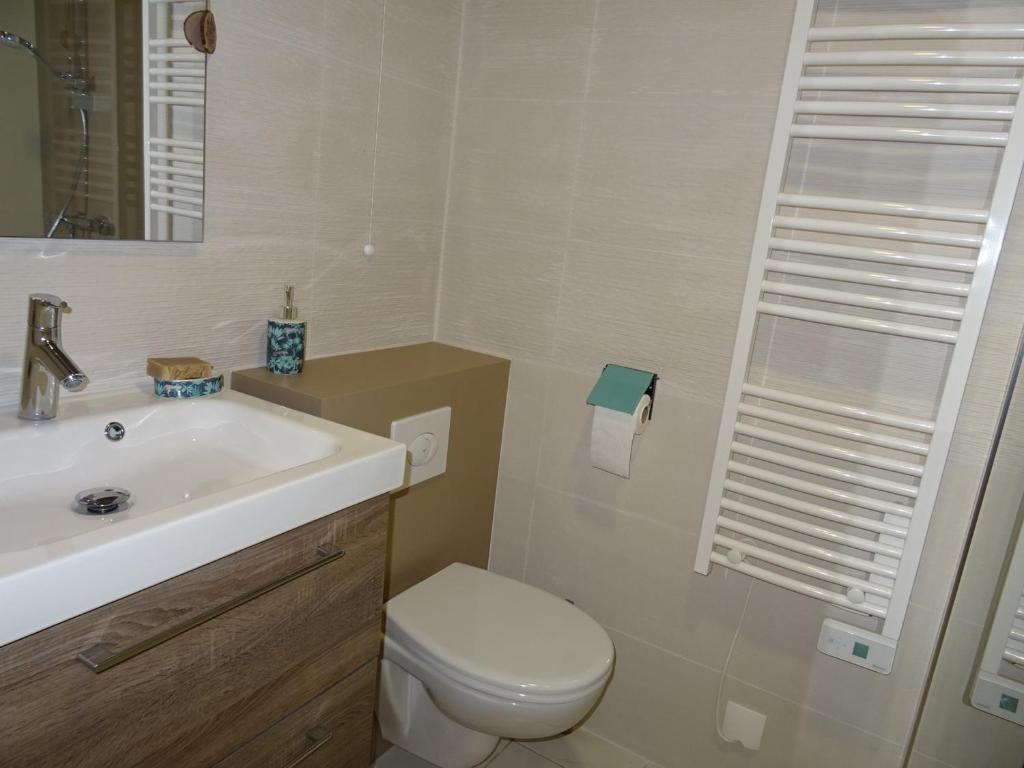 Studio 3* avec Alcôve, Balcon Face Mer, Plage à 150m - Les Sables-d'Olonne - FR-1-92-921 - 3