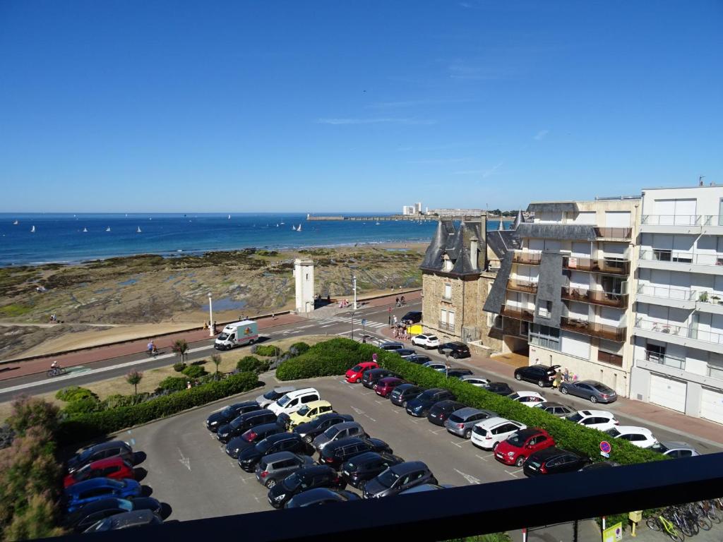Studio 3* avec Alcôve, Balcon Face Mer, Plage à 150m - Les Sables-d'Olonne - FR-1-92-921 - 4