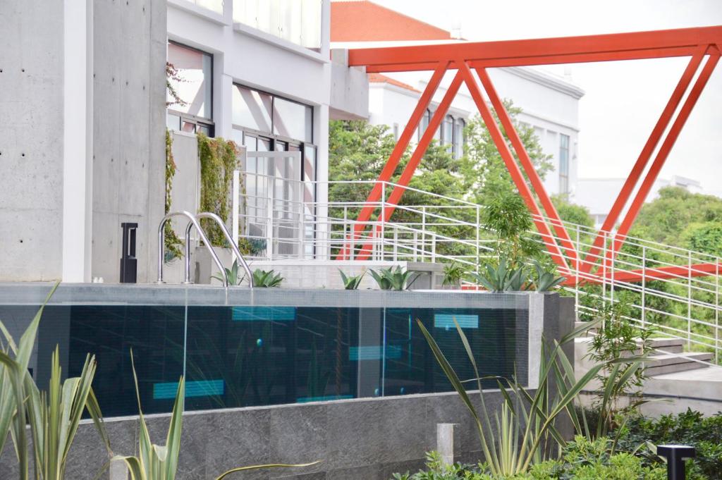 Cozy Stays Cayala Apartments (407) photo
