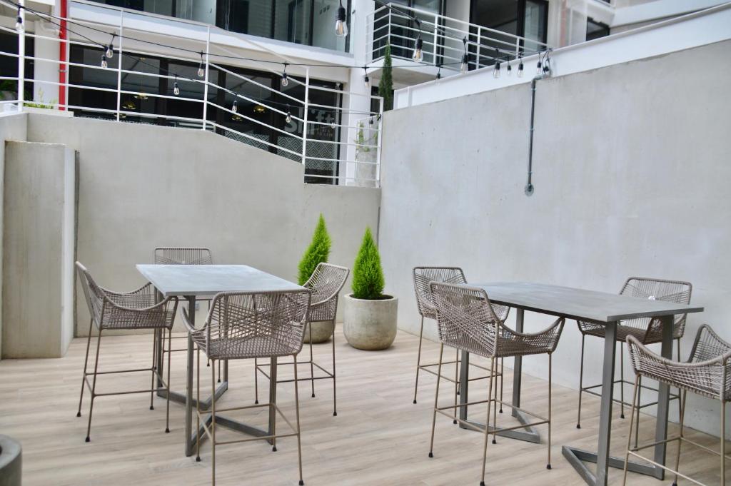 Cozy Stays Cayala Apartments (407) photo