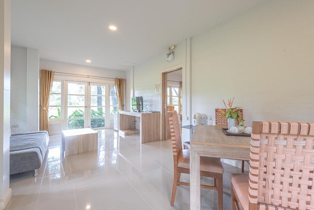 Facilities, The Legacy River Kwai Resort in Kanchanaburi