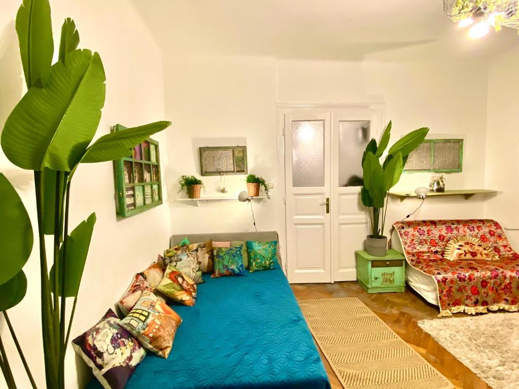 Boutique studio flat at city center photo