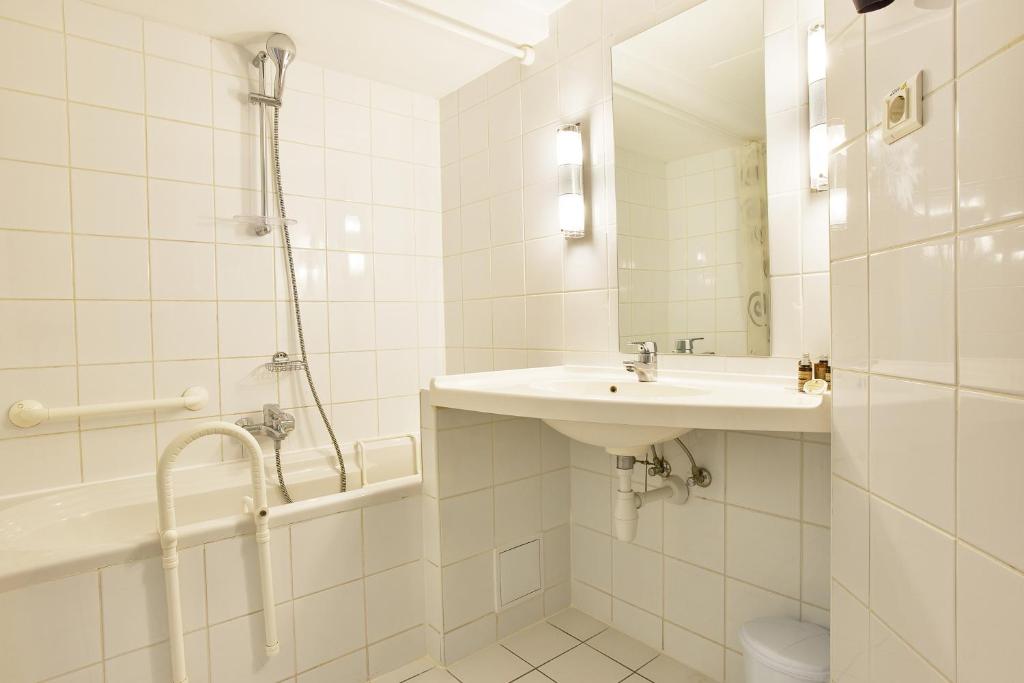 Ibis Bucharest Gare De Nord photo