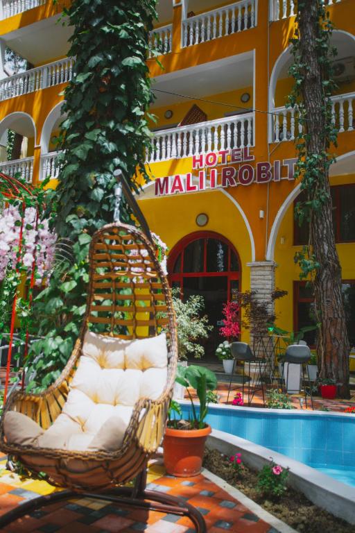 Hotel Mali i Robit — Hotel in Golem