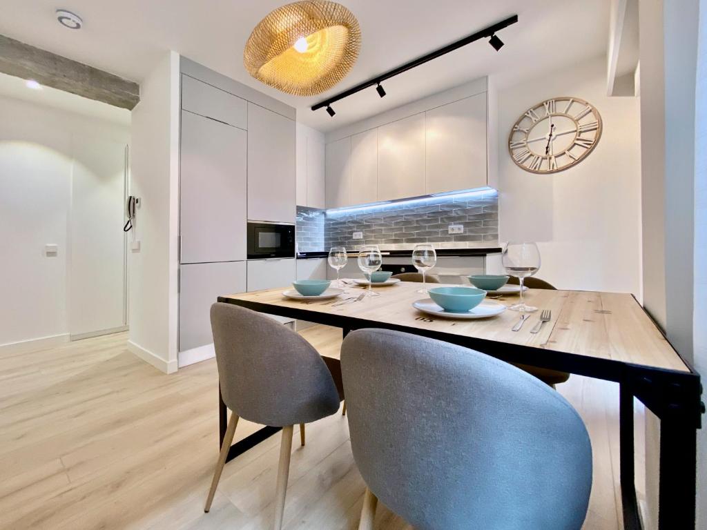 Latina Village - Apartamento de 2 dormitorios con Balcón - 4