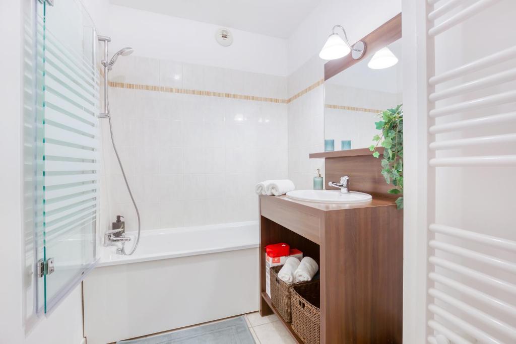 Grand studio Disney, queen size, coffee, WIFI - 5