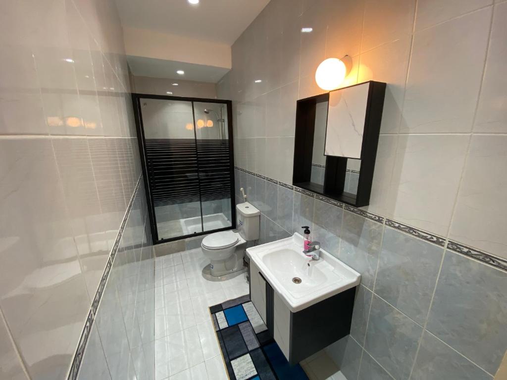 Lovely 3-bedrooms rental unit photo