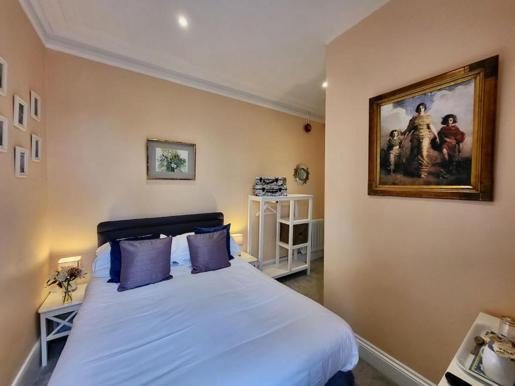St George's Hotel photo