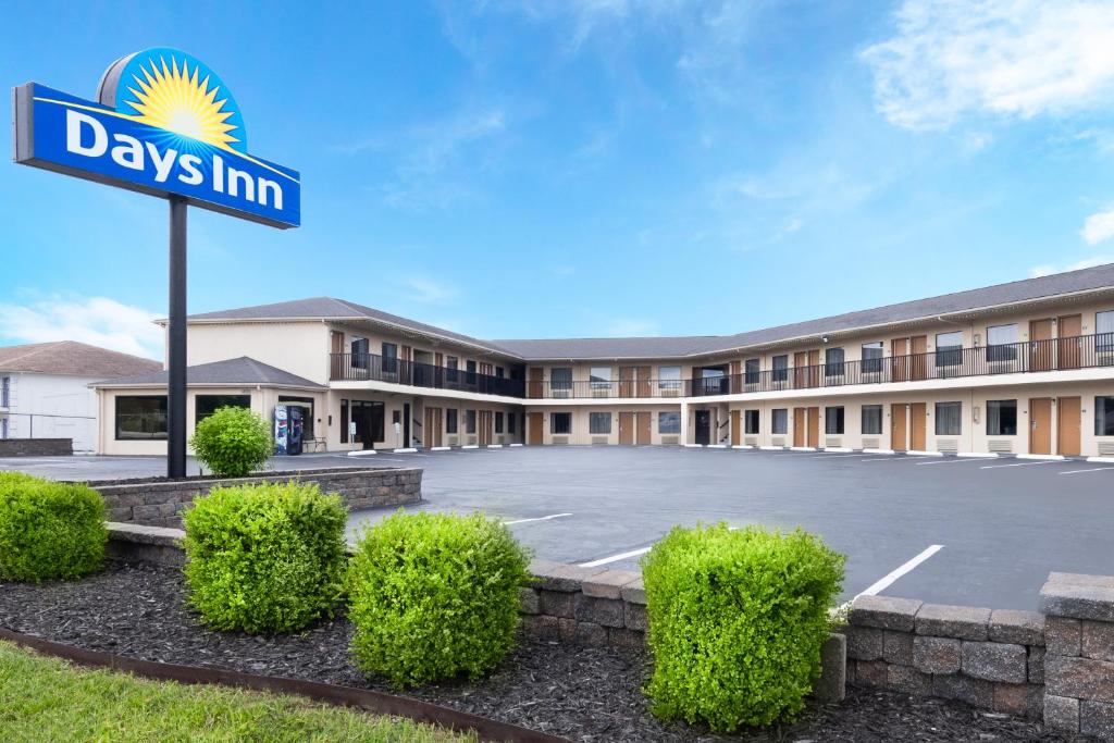 Days Inn by Wyndham St. Robert Waynesville/Ft. Leonard Wood photo