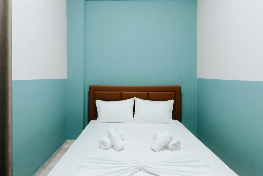 HOTEL LUNXHERIA photo