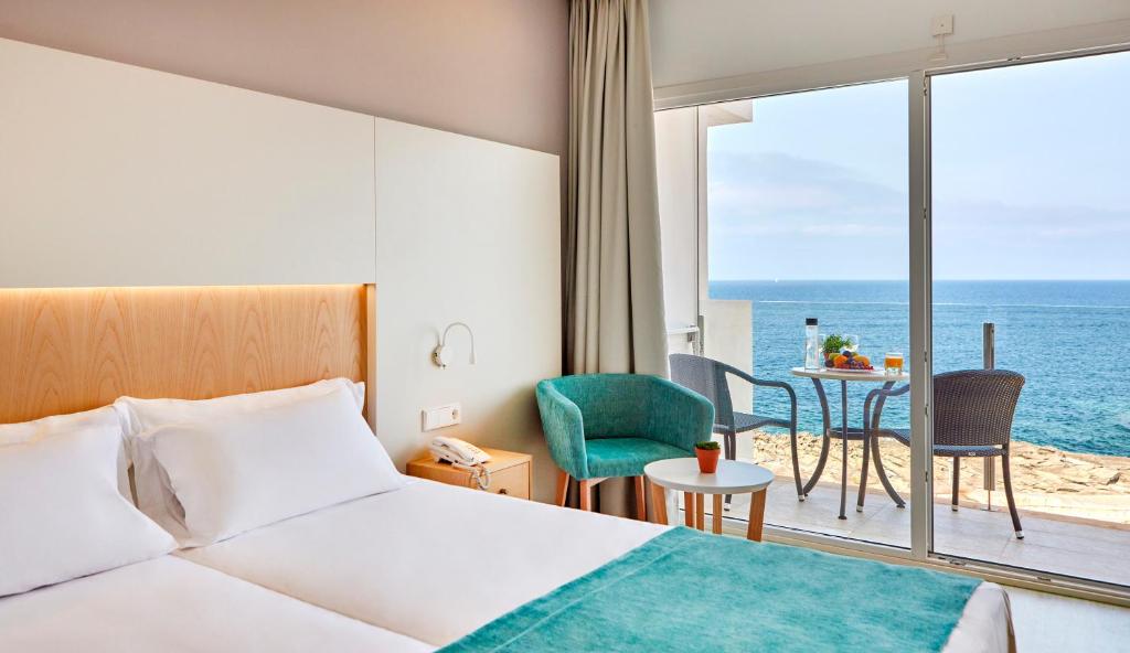 Universal Hotel Cabo Blanco - Adults Only photo