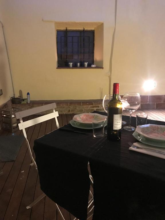 Incantevole monolocale con giardino, Lucca