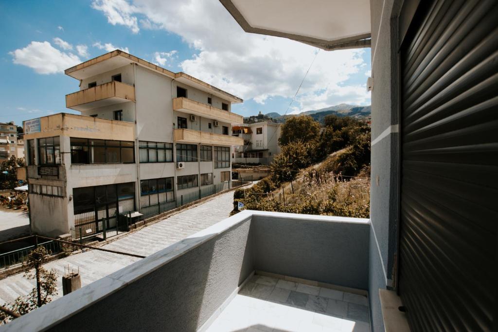 HOTEL LUNXHERIA photo