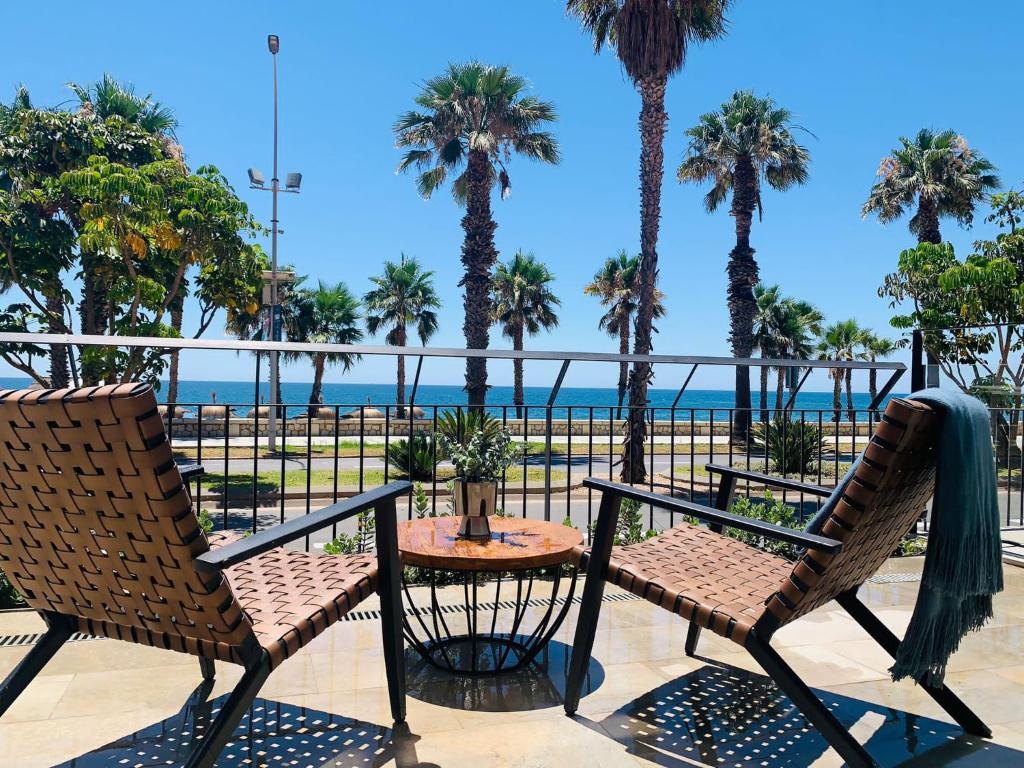 Malagueta Beach Front Luxury Apartment by Rent Me - 2
