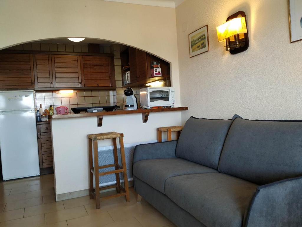 Bonito apartamento con vistas a la marina cerca del centro y playa-321 - 3