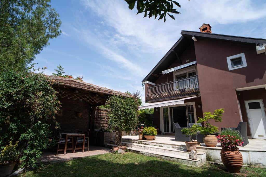 Family / Coworking Retreat Belgrade - 2