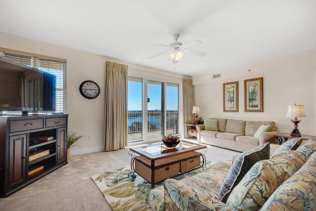 Ariel Dunes II 801, Destin