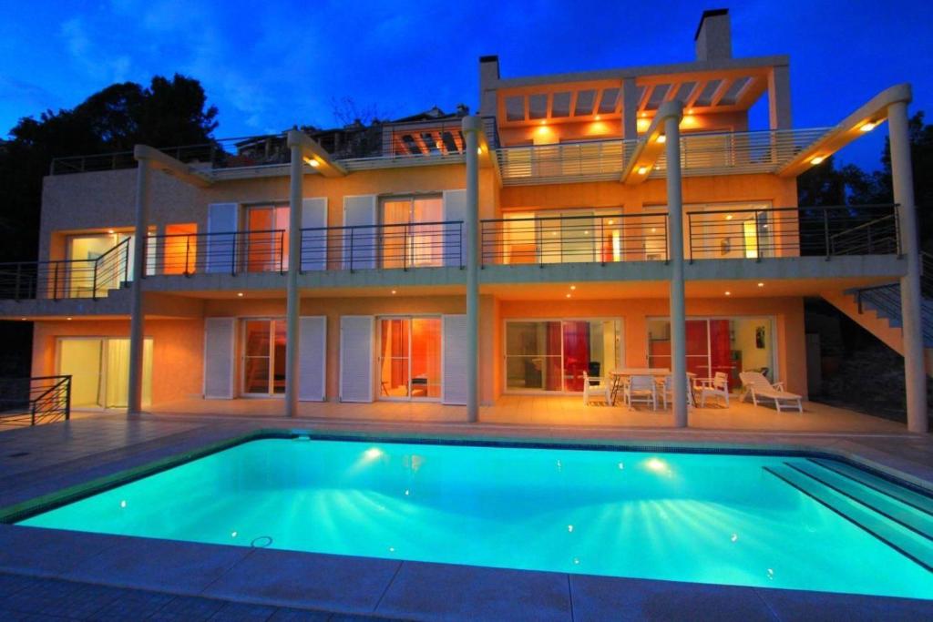 Seaview 6br villa with private pool - 3