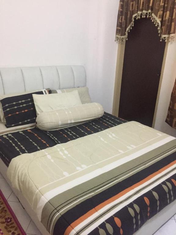 Guesthouse Adam — Hotel in Kota Bharu