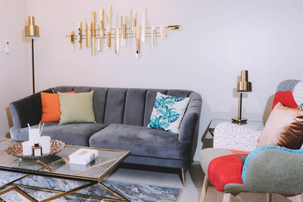 2 BedRoom Avida Storey 1 with Balcony — Hotel in Iloilo