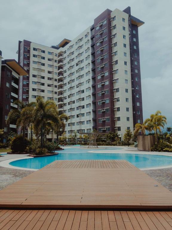 2 BedRoom Avida Storey 1 with Balcony photo