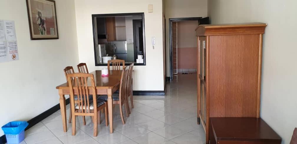 Marina Court Yr 1st Choice Family Apartment photo