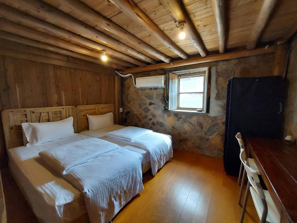 芹壁望海樓民宿 (Quinbi Ocean View B&B)