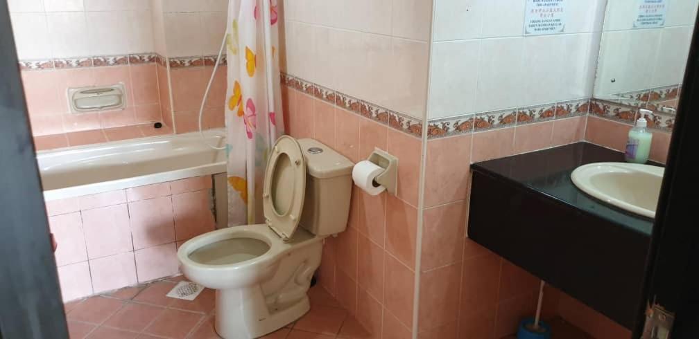 Marina Court Yr 1st Choice Family Apartment photo