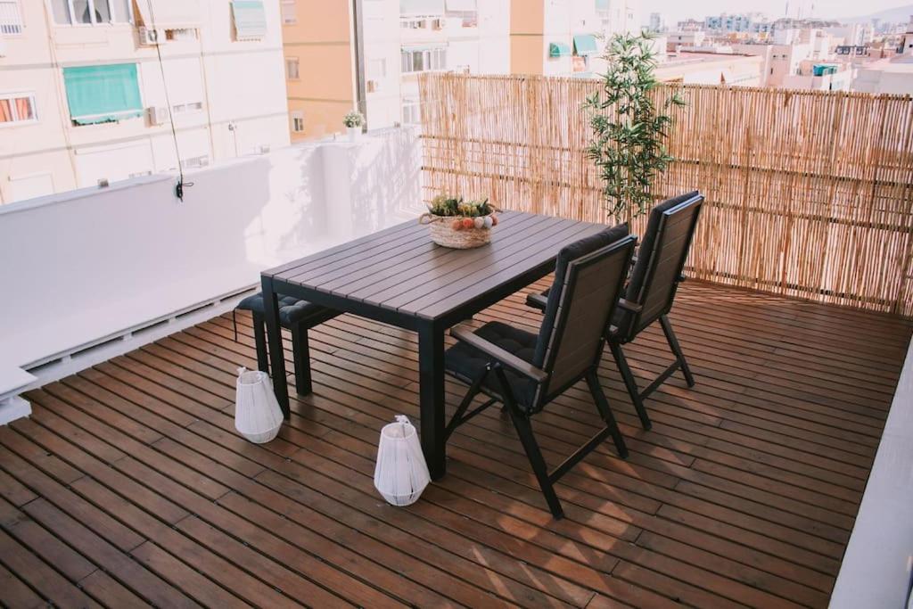 PENTHOUSE WITH TERRACE AND VIEWS - 4
