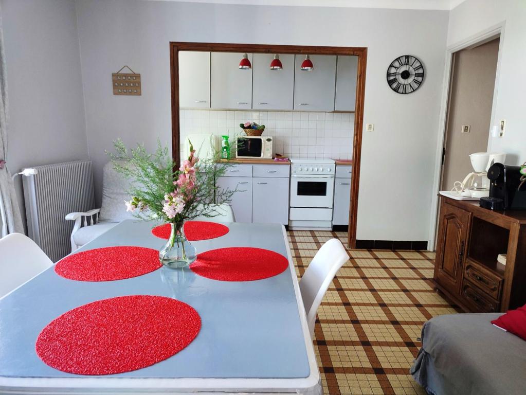 Maison charmante 테라스 뷰