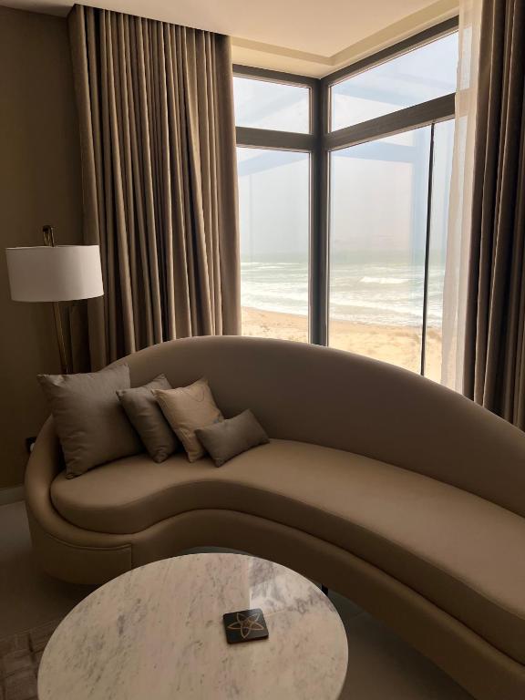 Bella Beach Villa Al Ashkharah photo