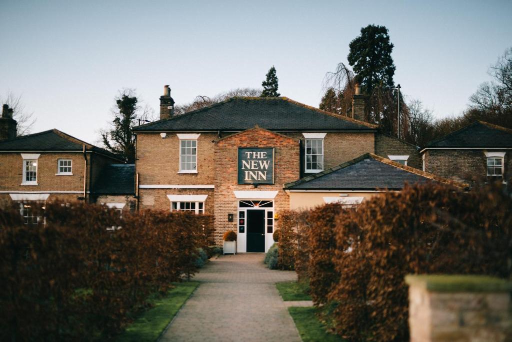 The New Inn, Great Limber - pet-friendly stay