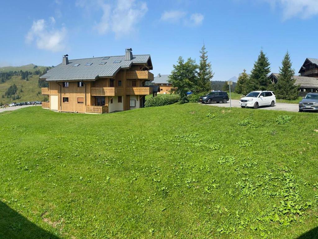 Appartement cosy 4 à 6 pers, balcon vue Monts, tout équipé - 2