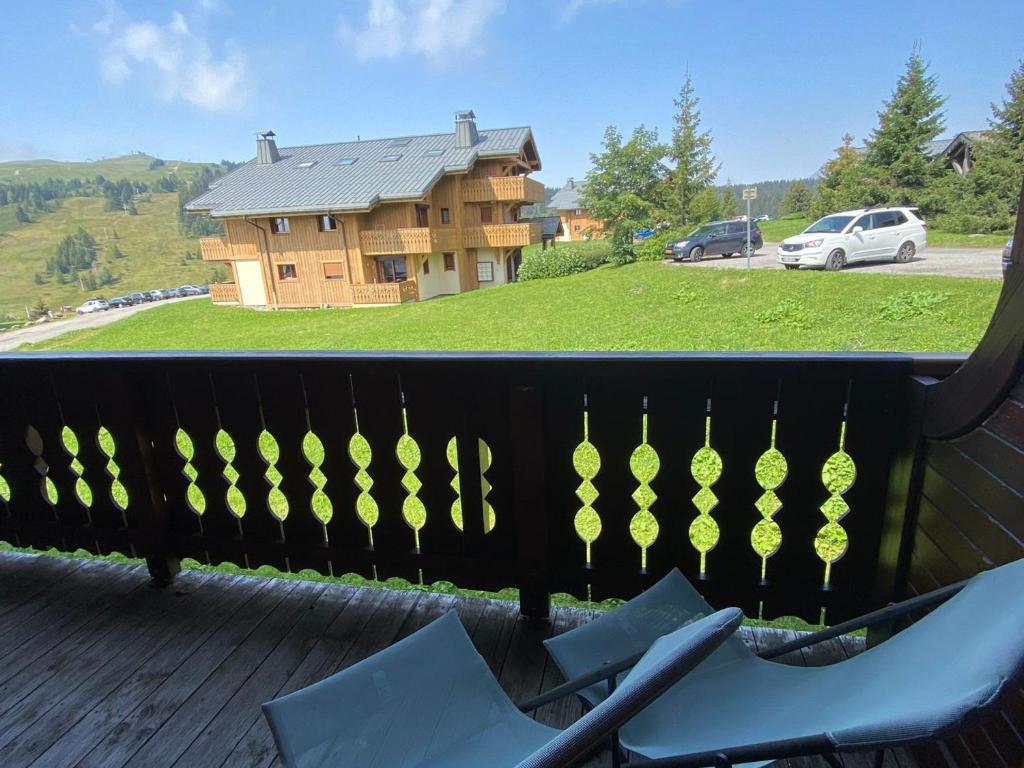Appartement cosy 4 à 6 pers, balcon vue Monts, tout équipé - 4